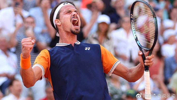 他在场上的 他在场上的