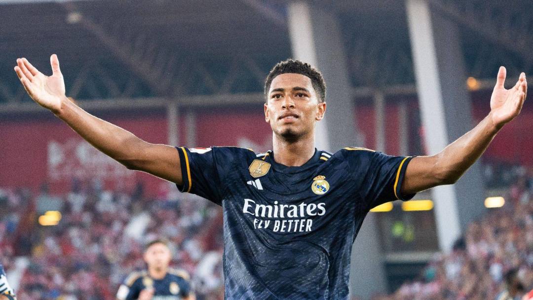 也展示了他 也展示了他