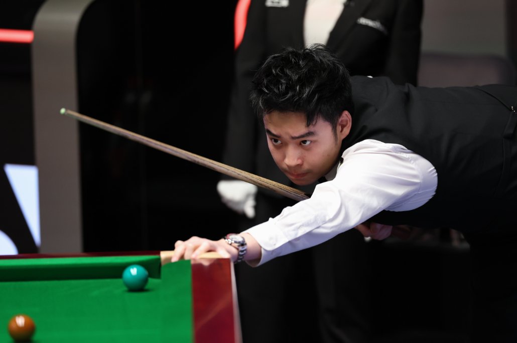 加强公共交 加强公共交