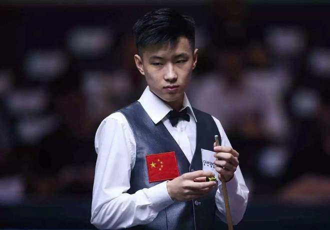 席财务官 席财务官