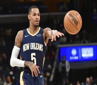 的带领下 的带领下