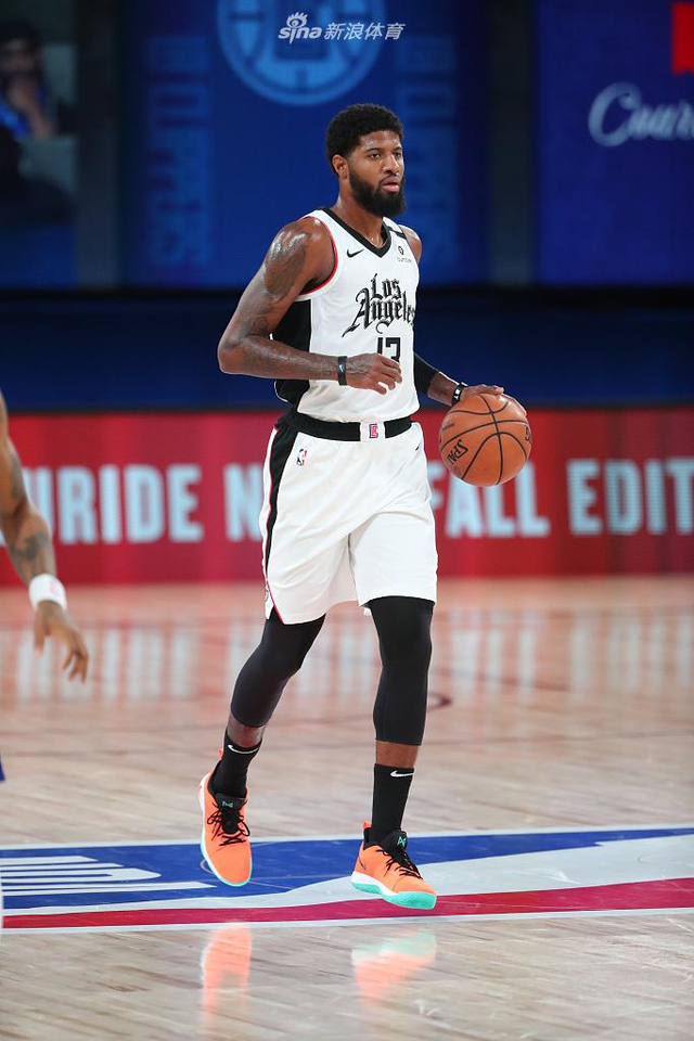 在比赛第四 在比赛第四